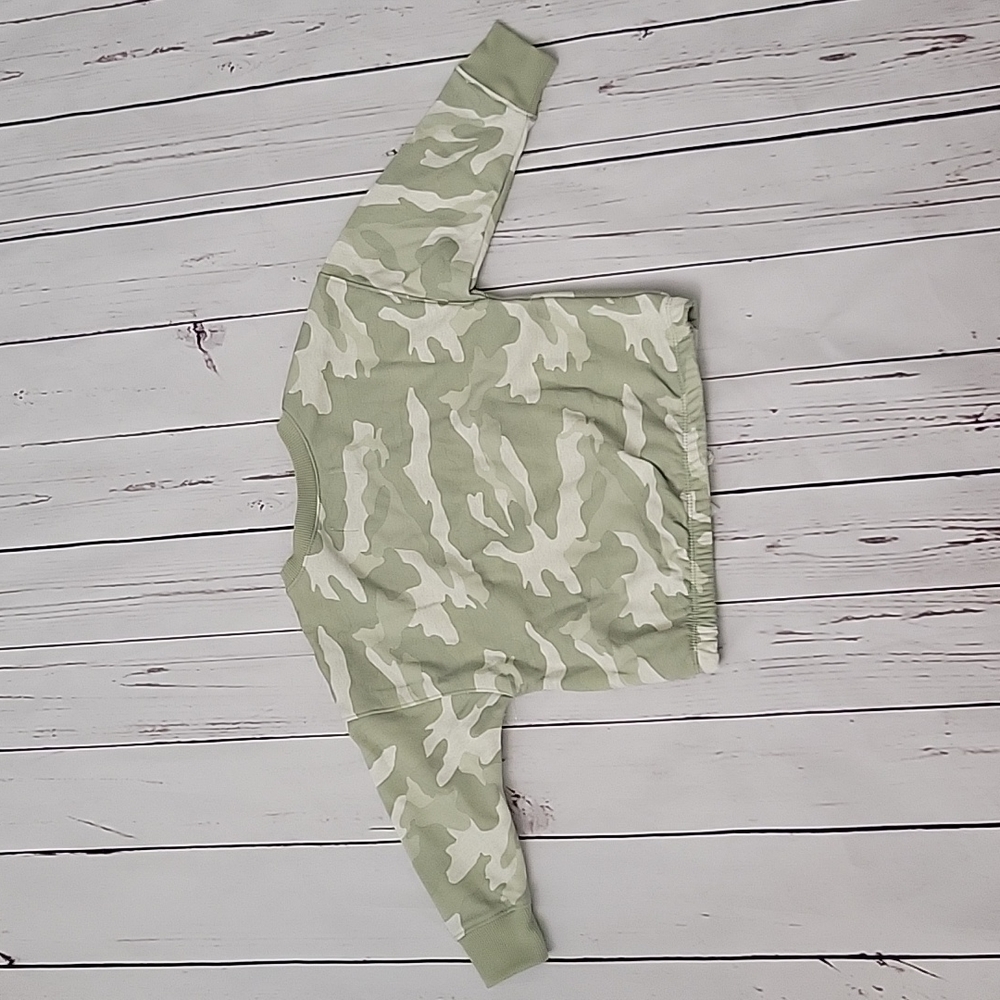 Camo "Stand For Love" 🩷 - Picture 6 of 7